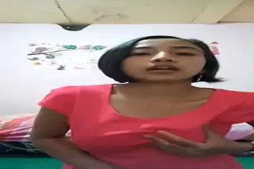 Live Cewek Baju Pink Rambut Pendek Sange Hot